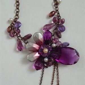 Super cute purple decorative flowers necklace